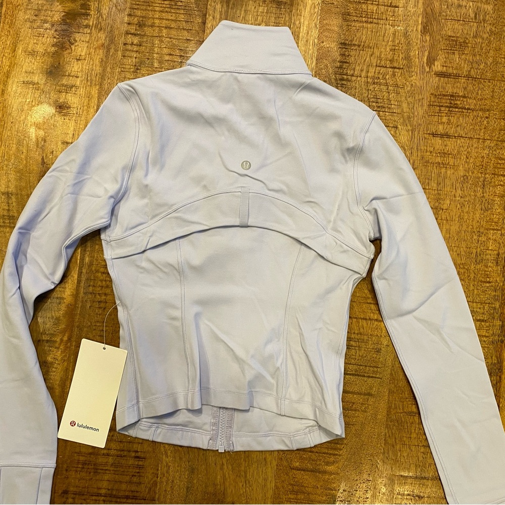 NWT Lululemon Athletica Define Crop Nulu Jacket - Picture 4 of 4